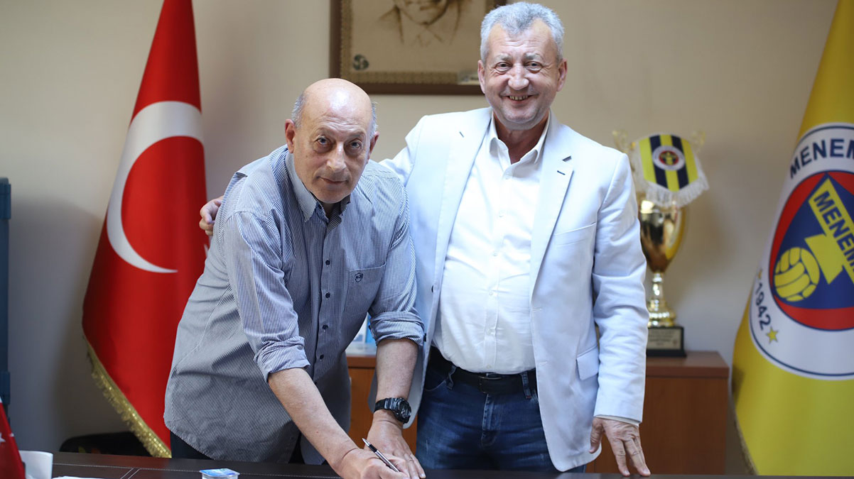Recep Yaz�c�'dan Menemenspor'a 1.5 y�ll�k imza