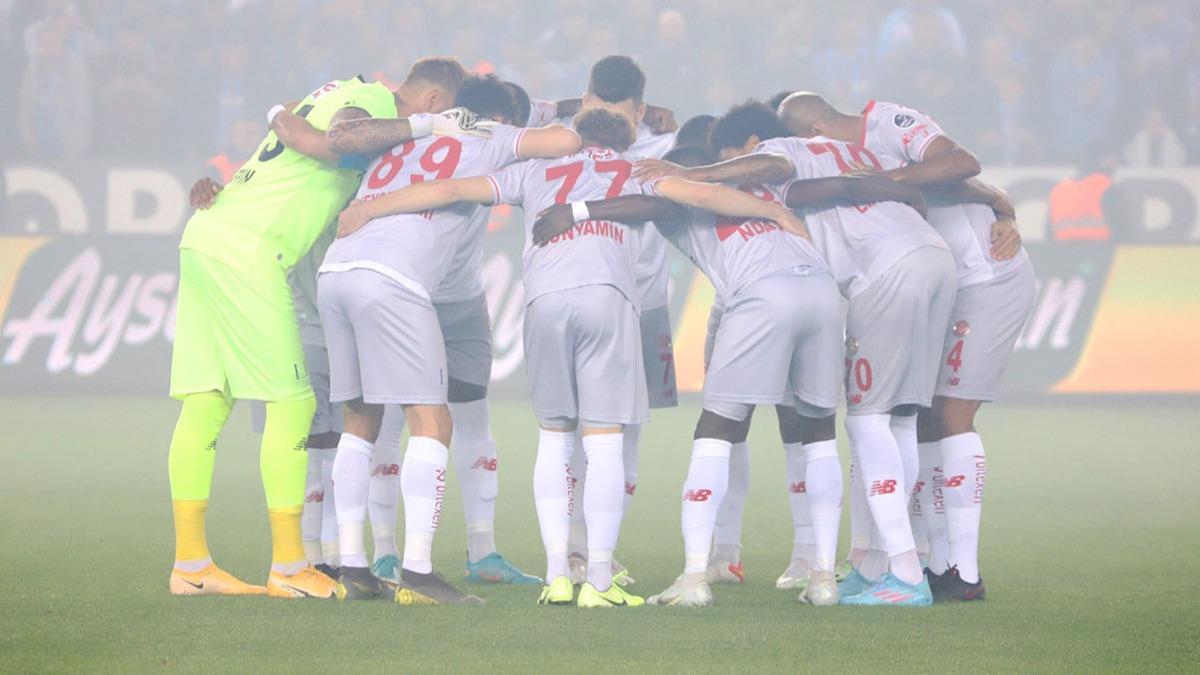 Antalyaspor'da yenilmezlik serisi 13 maa kt