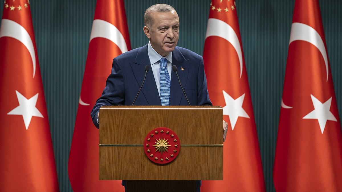 Cumhurbakan Erdoan'dan 1 Mays mesaj: Btn vatandalarmzn yannda olmay srdreceiz