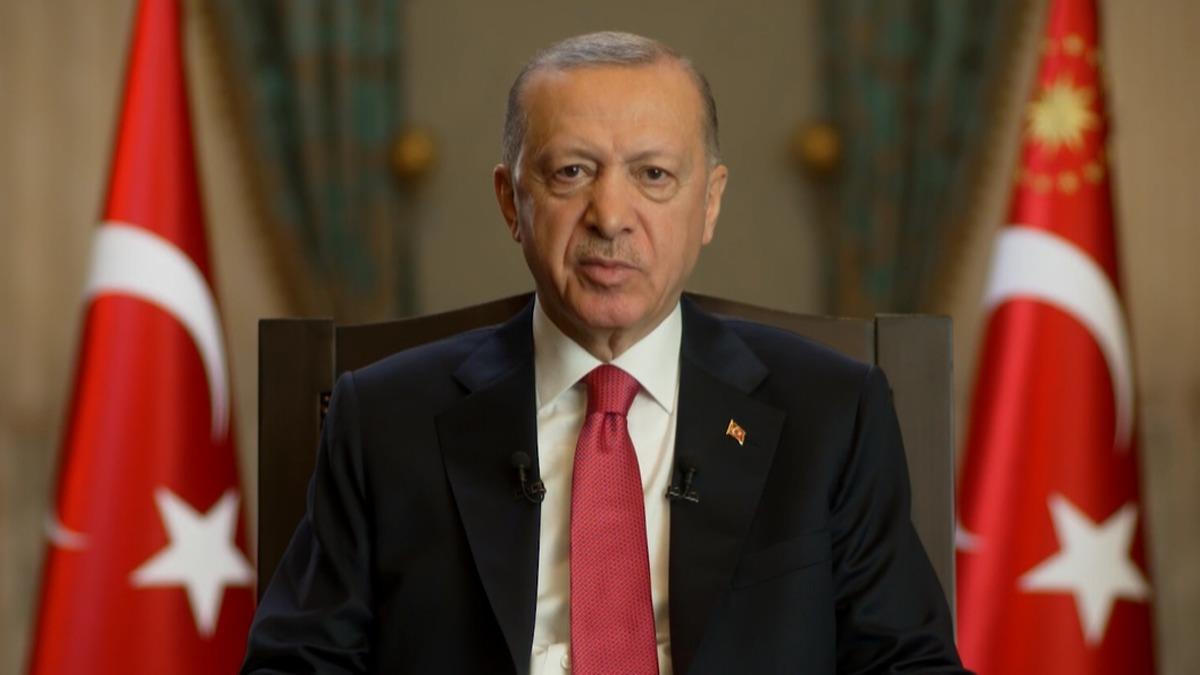 Cumhurbakan Erdoan'dan Ramazan Bayram mesaj: Hi kimsenin bizi blmesine msaade etmeyeceiz