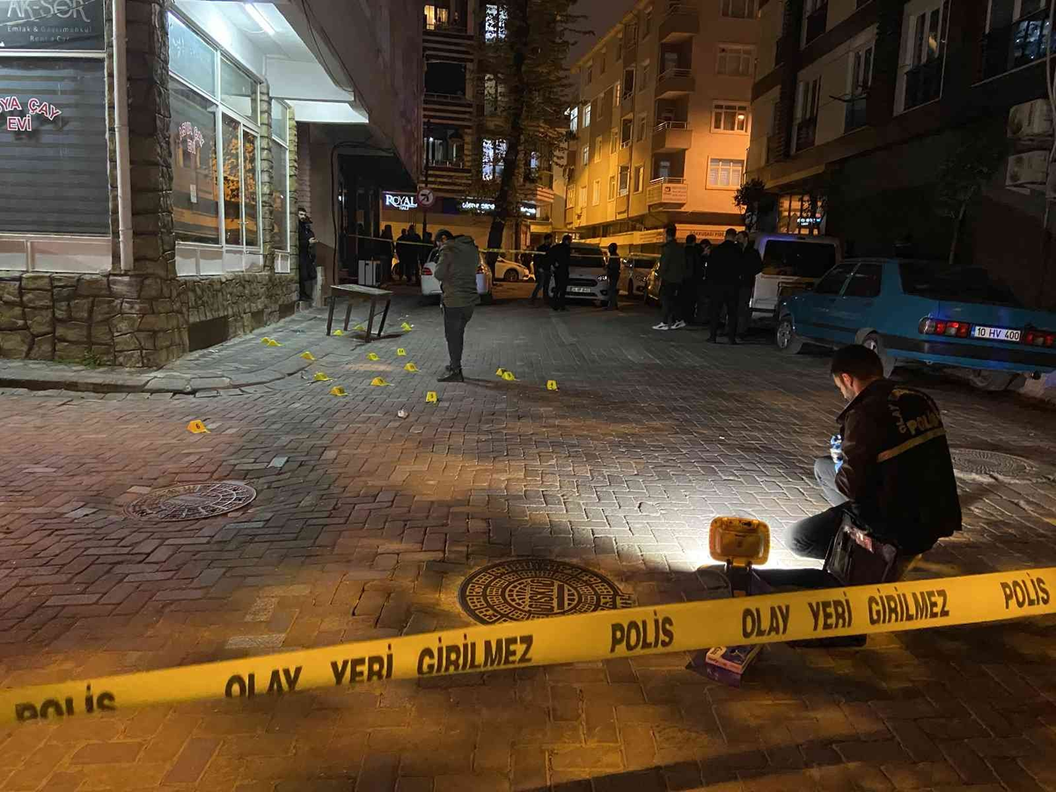 Zeytinburnu'nda silahl� �at��ma