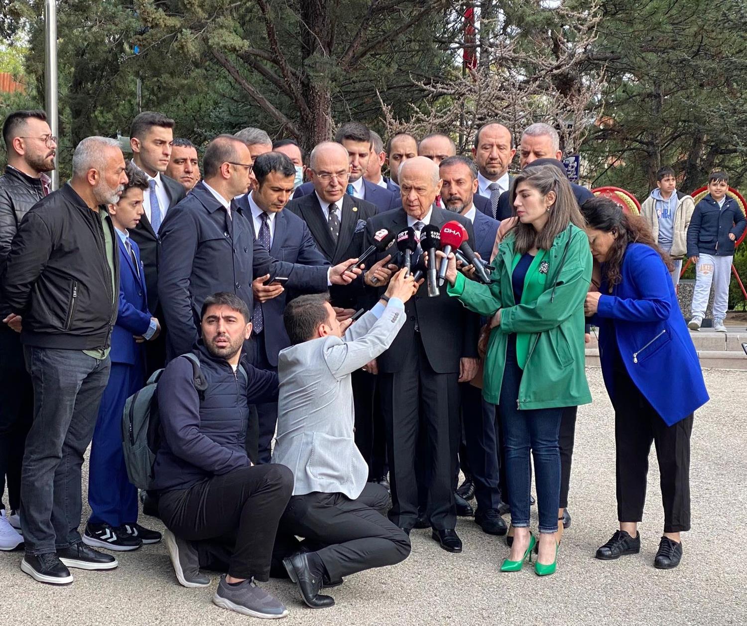 Bah�eli: T�rkiye, in�allah iki bayram aras�nda ter�r belas�ndan kurtulur