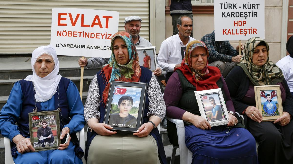Diyarbakr anneleri Ramazan Bayram'nda evlatlarna kavumak istiyor