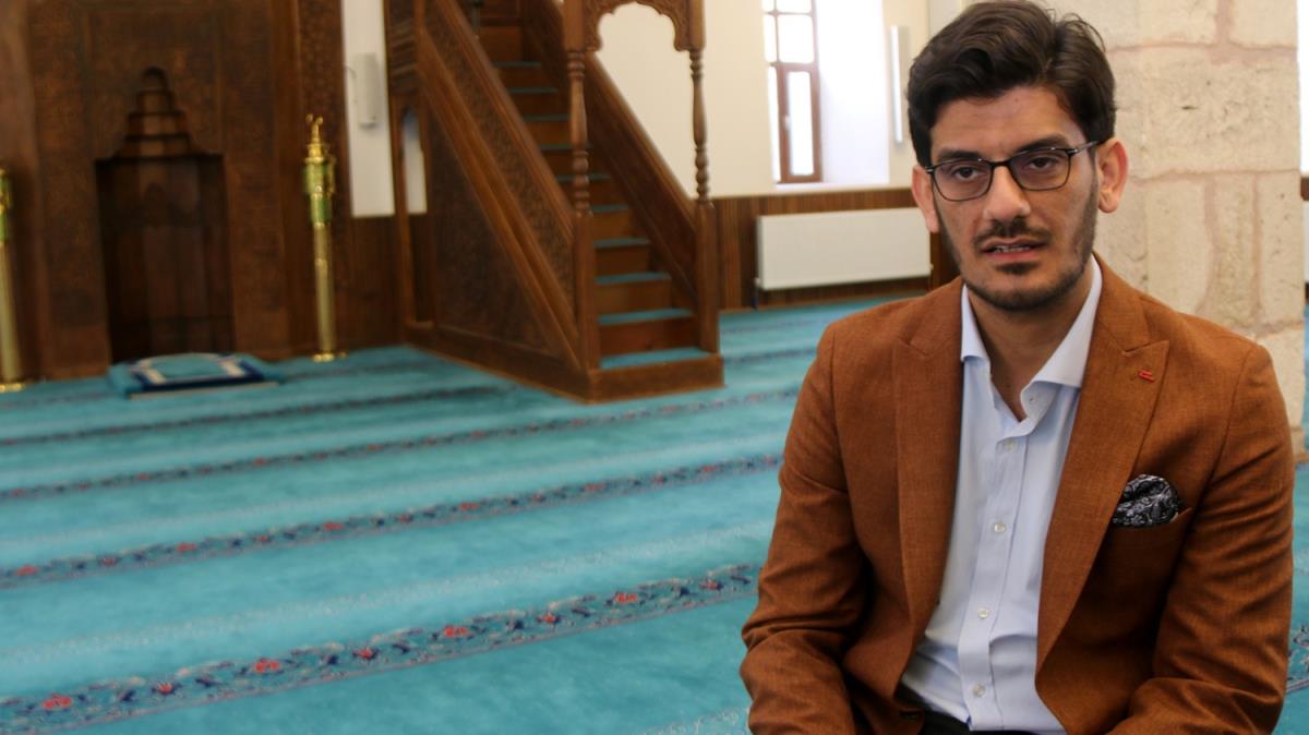 Suudi Arabistan'daki ezan yarmas birincisi Muhsin Kara, baarsnn srrn anlatt