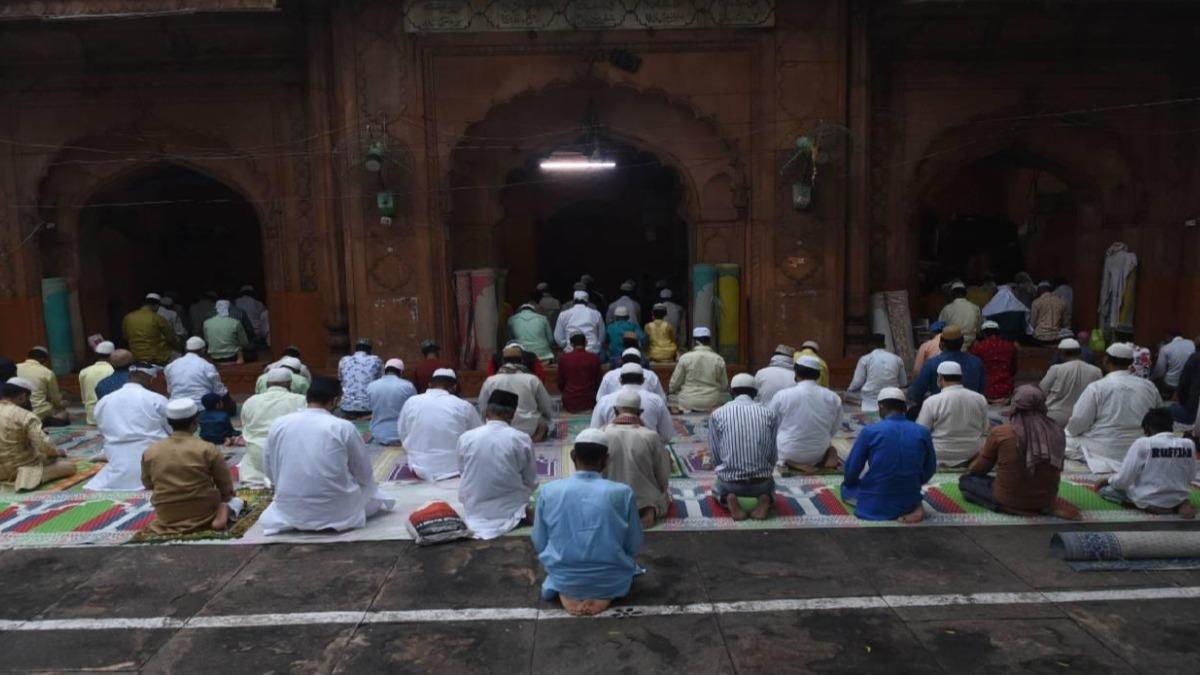 Hindistan'da Mslmanlar, Ramazan Bayram'na iddet olaylarnn glgesinde girdi