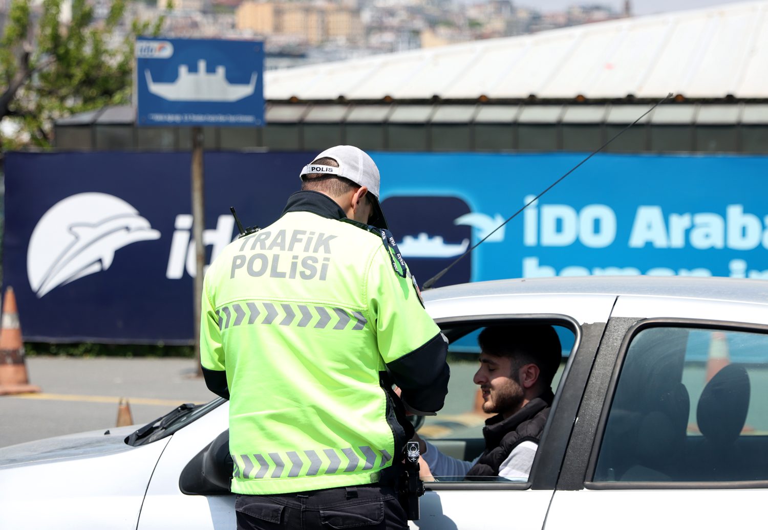 Sirkeci'de drone destekli trafik denetimi