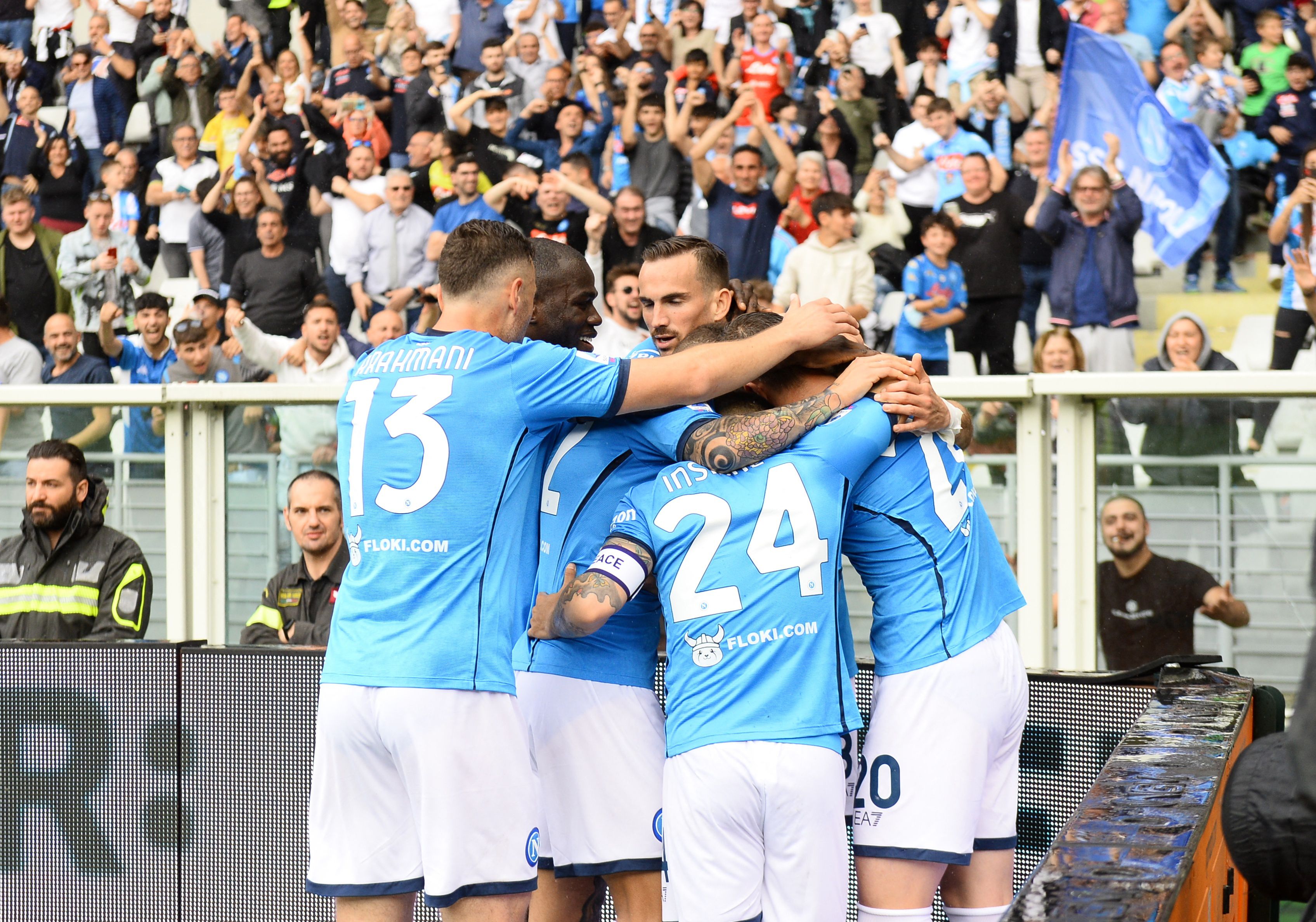 Napoli, Torino deplasman�nda tek golle kazand�