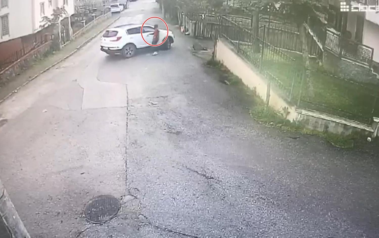 Otomobil h�rs�zlar�n� g�venlik kameras� g�r�nt�leri ele verdi