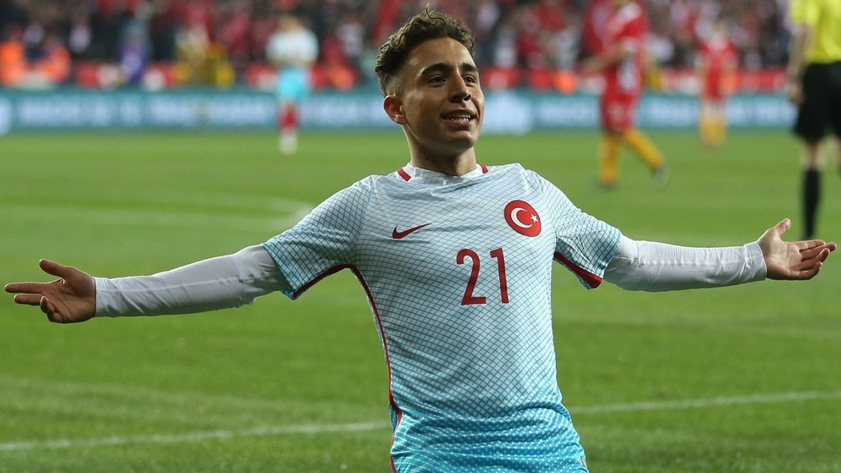 Ve Emre Mor imzay� at�yor! Yeni adresini resmen duyurdular
