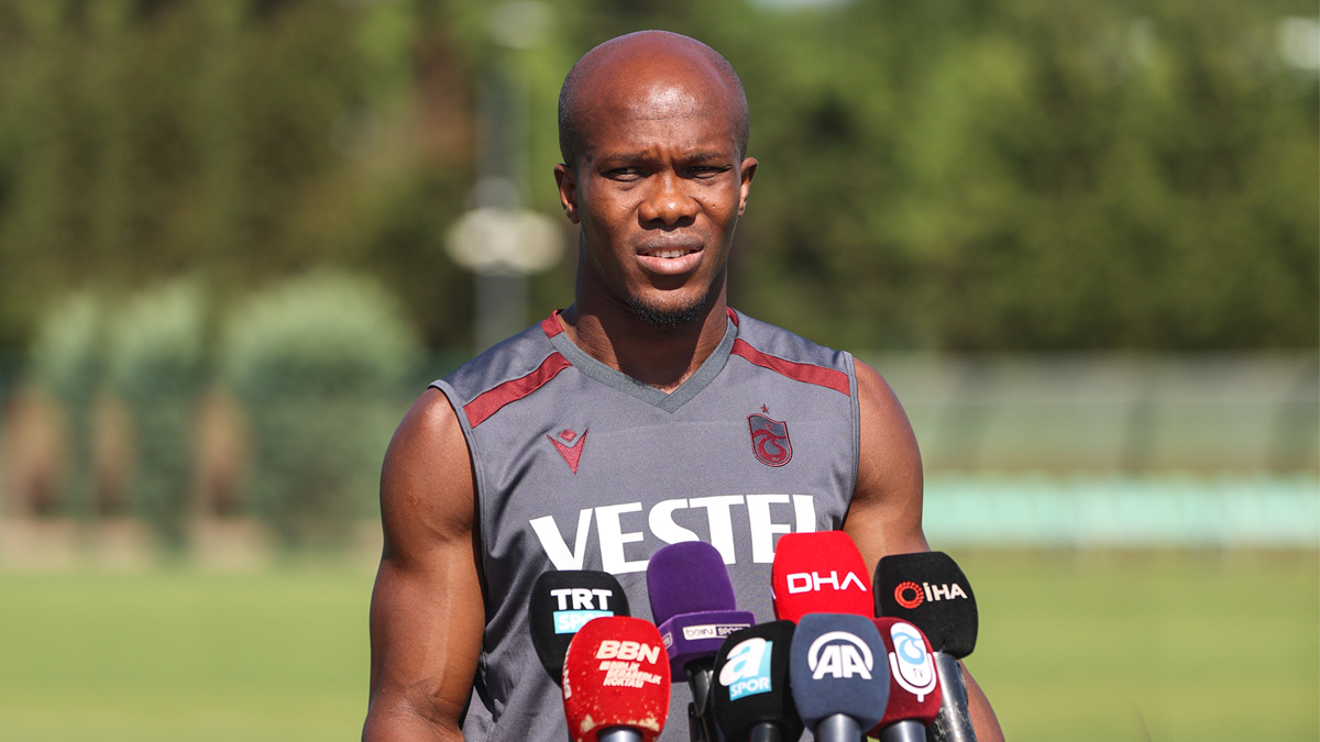 Anthony Nwakaeme ters k��eye yat�rd�! Resmen imzay� at�yor