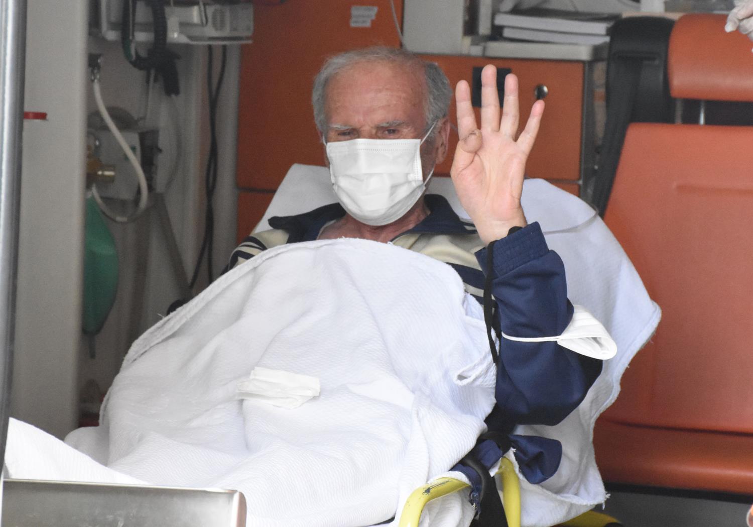 Son Kovid-19 hastas� taburcu edildi