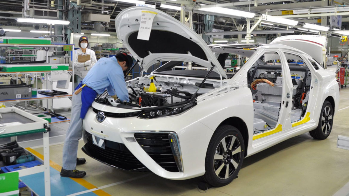 Tedarik sorunu devam ediyor: Toyota'dan 14 �retim band�n� durdurma karar�