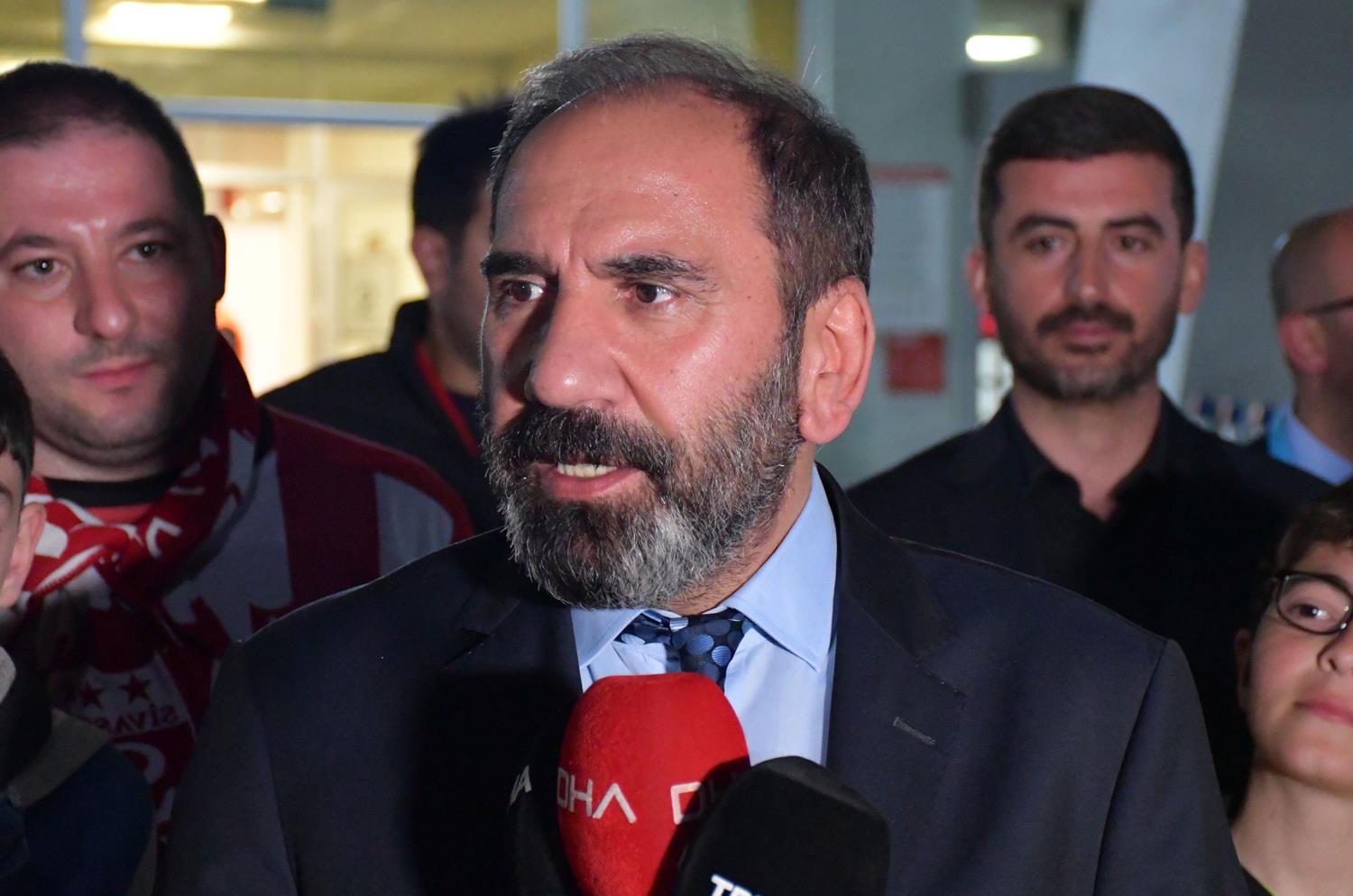 Mecnun Otyakmaz: Kayserispor ile bir Anadolu derbisi olacak