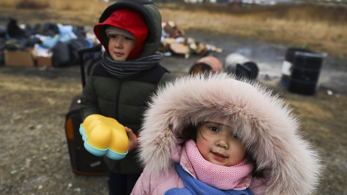 UNICEF: Ukrayna'da son bir ayda 100 �ocuk �ld�
