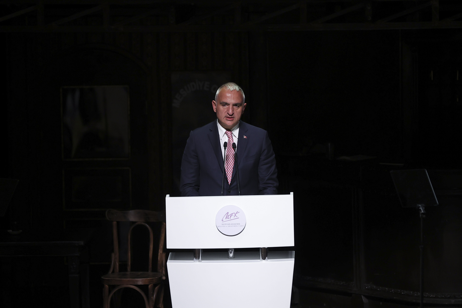 Bakan Ersoy: Sesi d�rt duvar� a��p T�rkiye'nin d�rt bir k��esinde yank�land�