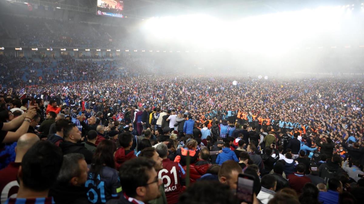 Trabzonspor'un ampiyonluk kutlamasnn program akland