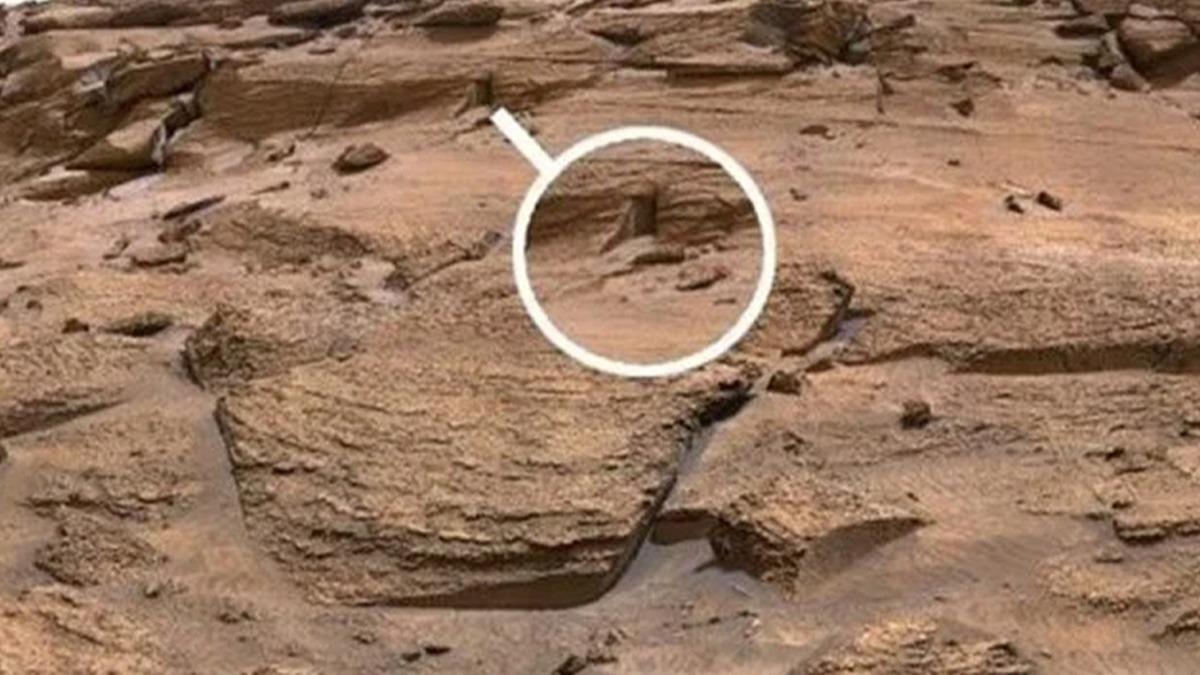 Mars'ta gizemli kap