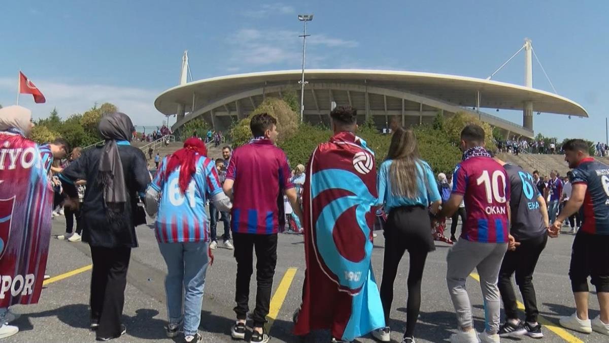 Atatrk Olimpiyat Stad'nda Trabzonspor cokusu