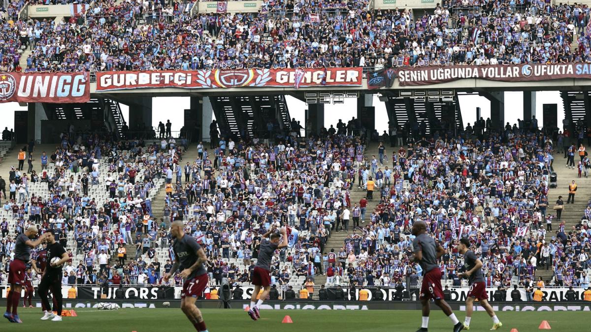 Atatrk Olimpiyat Stad'nda 70 bin Trabzonsporlu