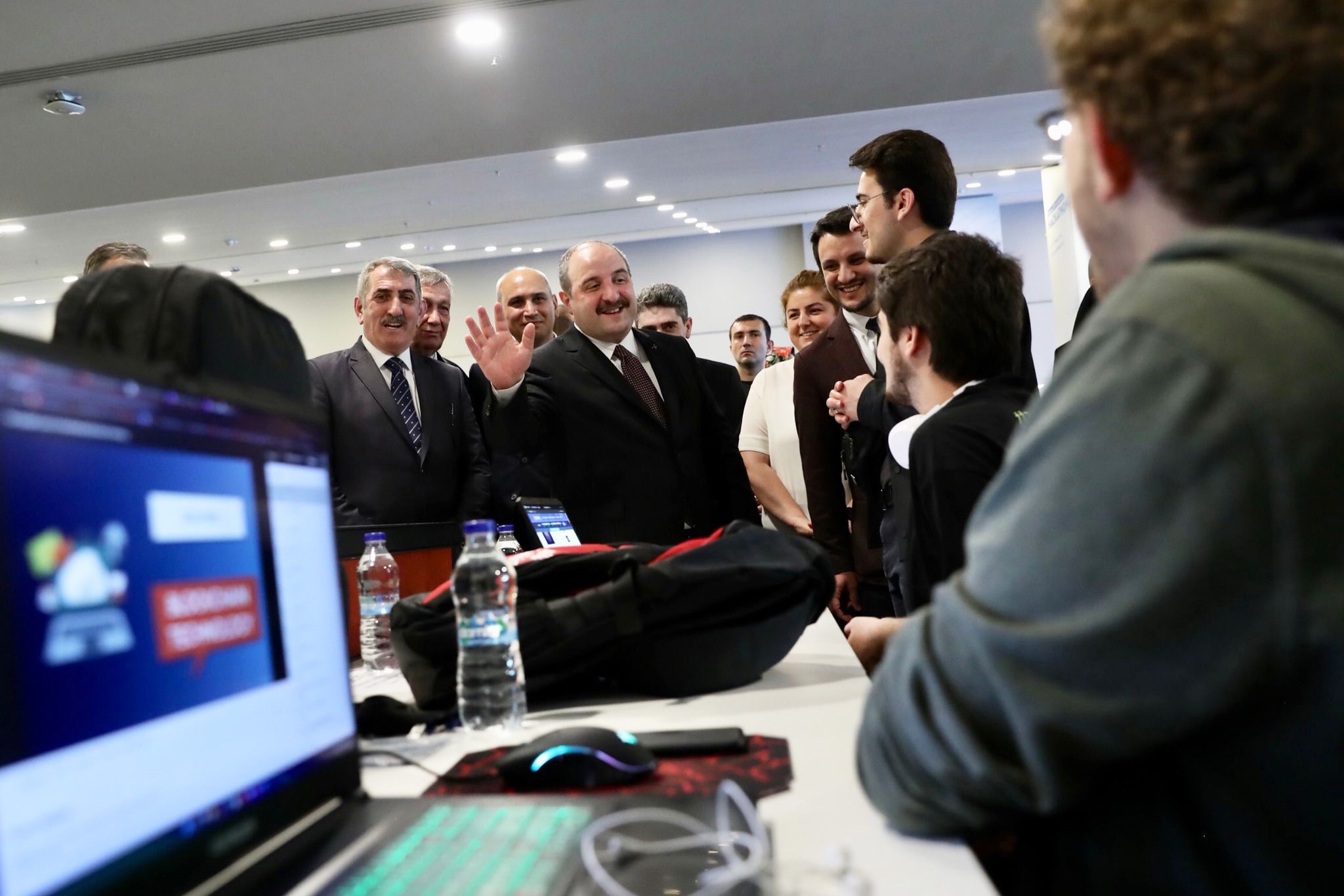 36 saatlik kesintisiz blokzincir maratonu: 41 tak�m k�yas�ya yar��t�