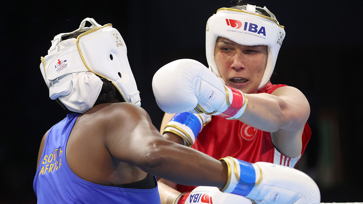 Elif G�neri yar� finalde