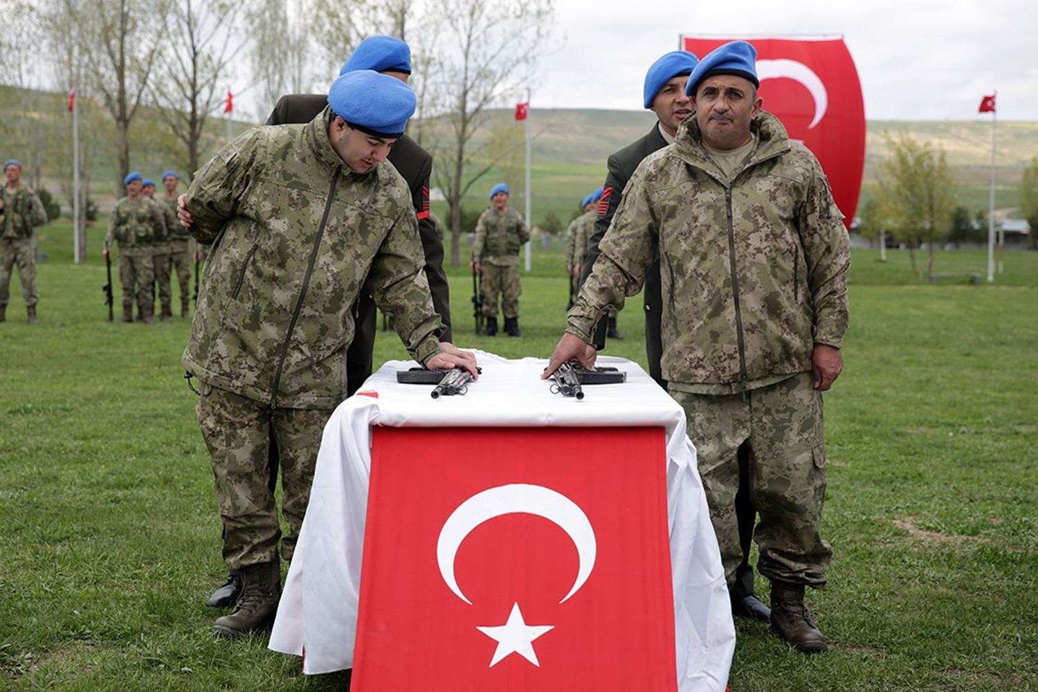 Engelli gen�lerin askerlik hayali ger�ek oldu