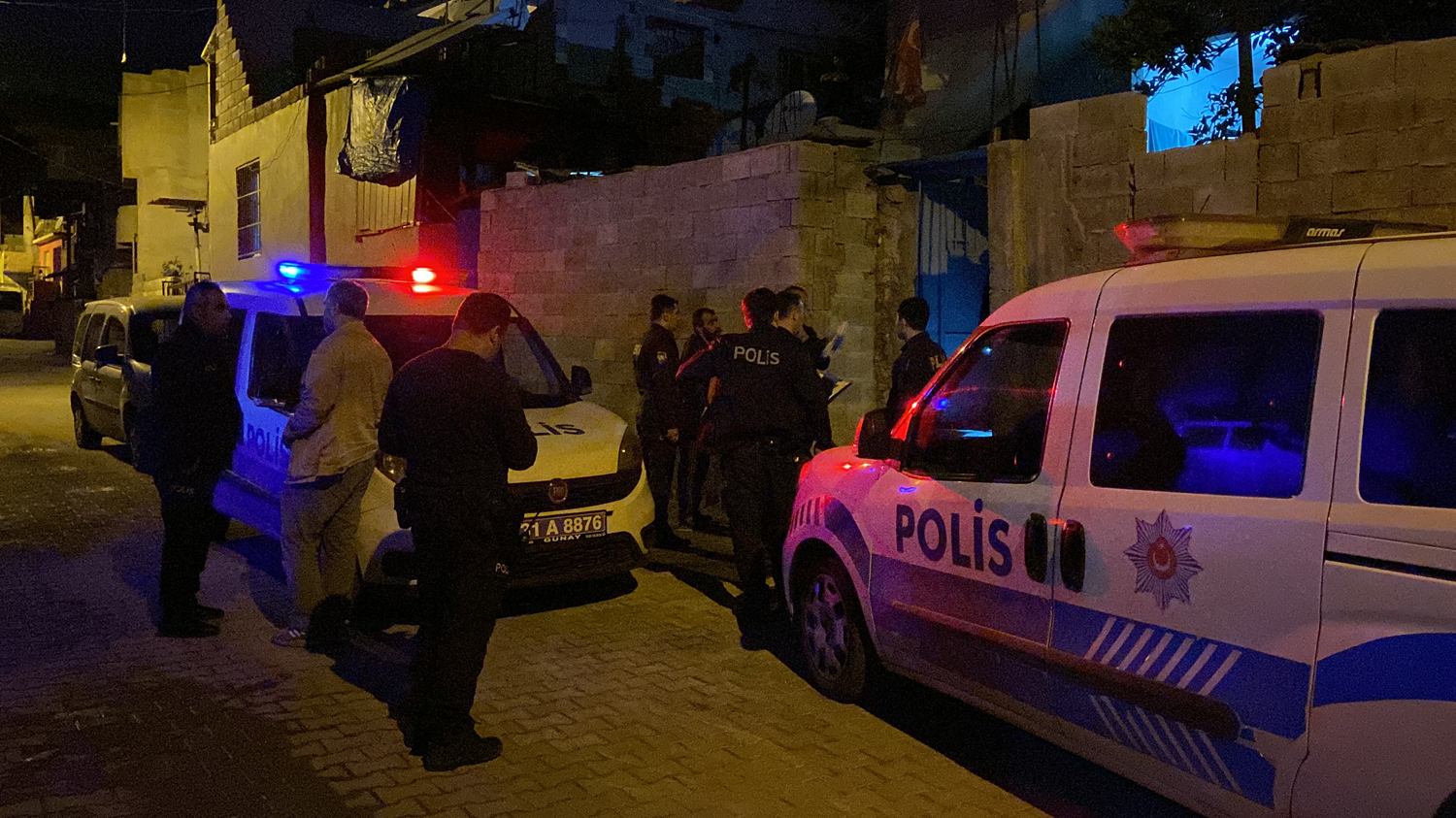 Hatay'da evinde pompal� t�fekle sald�r�ya u�rayan ki�i yaraland�