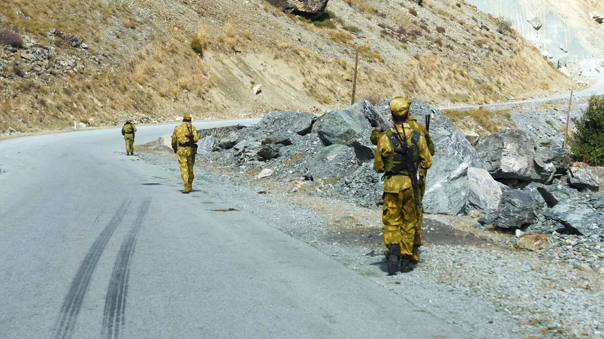 Tacik bas�n� yazd�: Afganistan-Tacikistan s�n�r�nda silahl� �at��ma