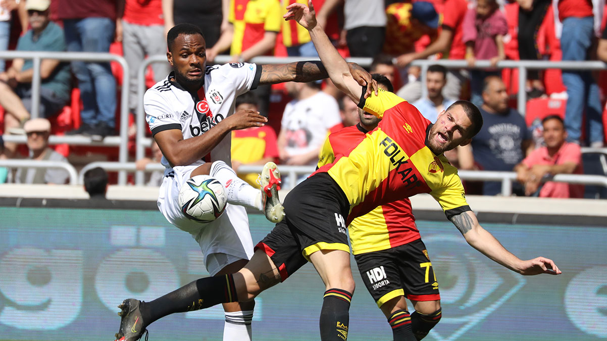Cyle Larin'de s�rpriz geli�me!