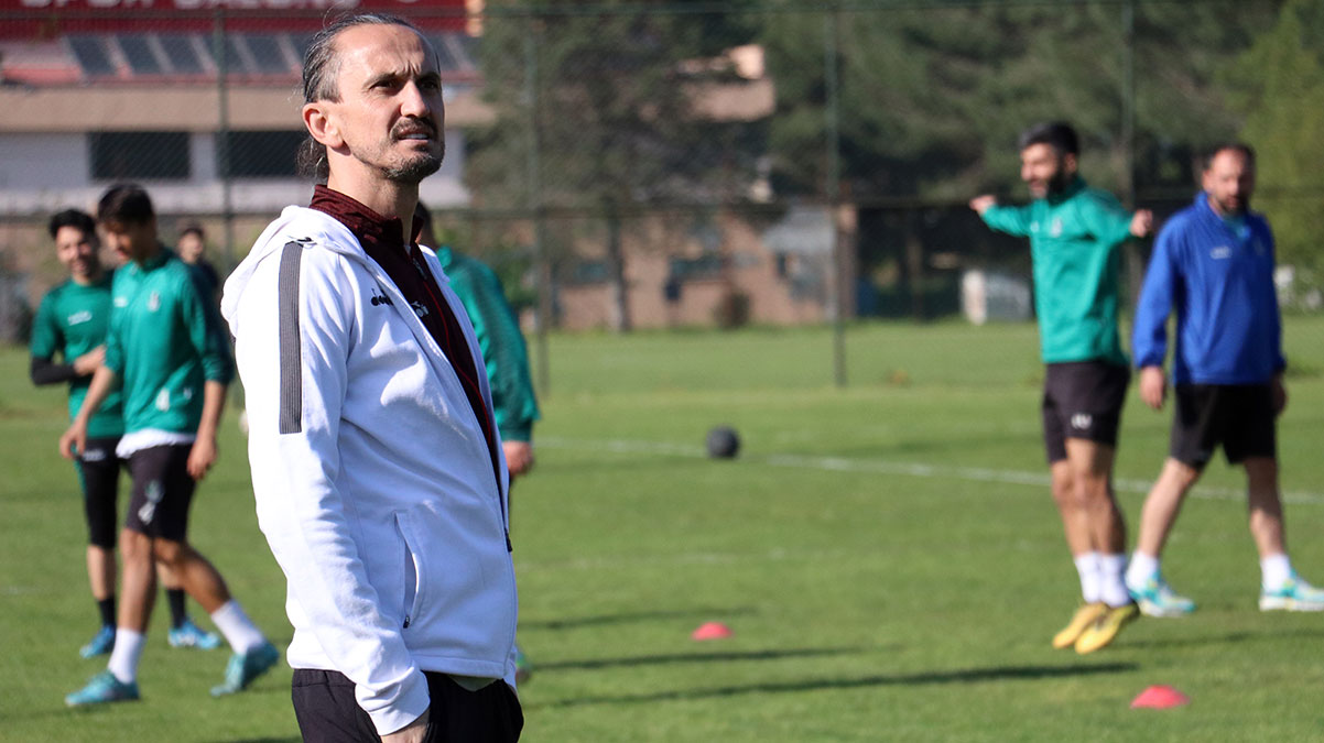 Tuncay �anl� Sakaryaspor'dan ayr�ld�