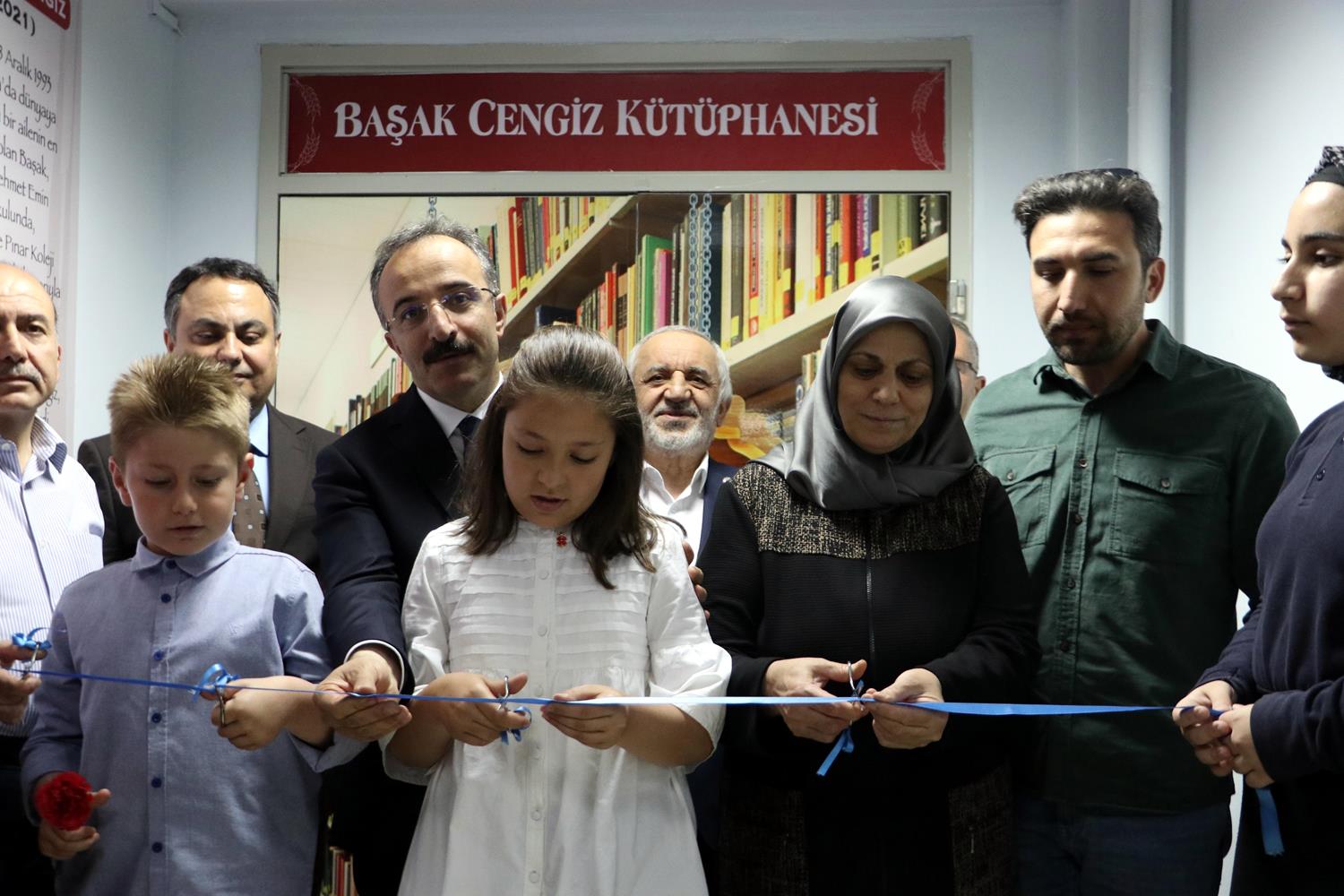 Ba�ak Cengiz'in ismi mezun oldu�u okuldaki k�t�phaneye verildi