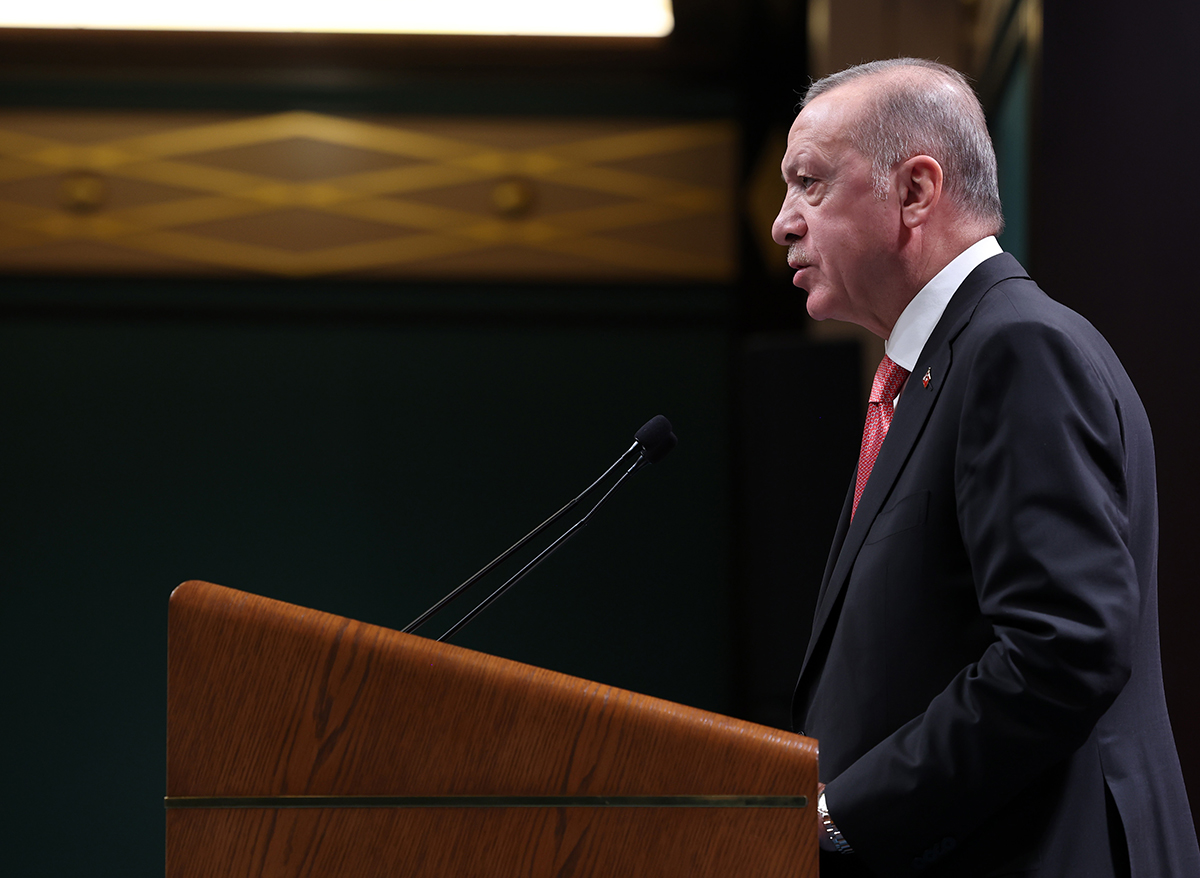 Cumhurba�kan� Erdo�an'dan 19 May�s mesaj�: T�rkiye'yi engellemek isteyenlere kar�� amans�z bir m�cadele veriyoruz