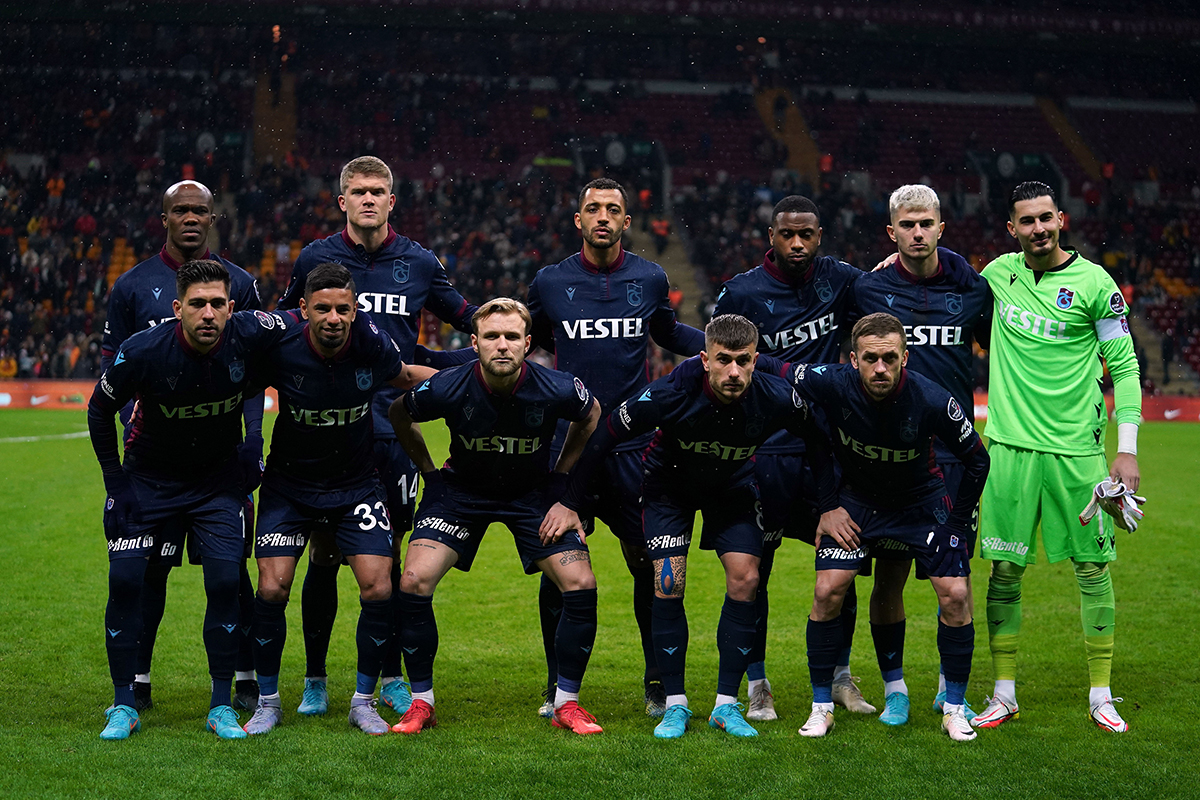 Trabzonspor Ba�kan� A�ao�lu bizzat a��klad�: Tek ciddi teklif...