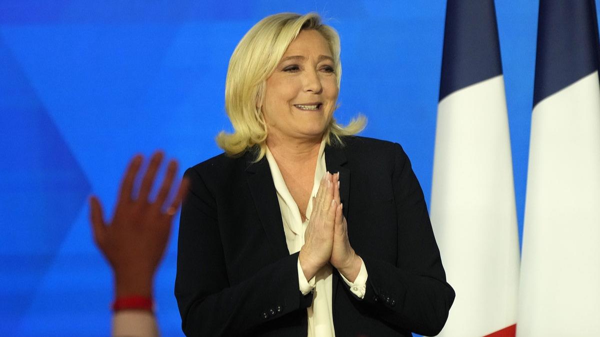 Le Pen'den Trkiye'ye vg