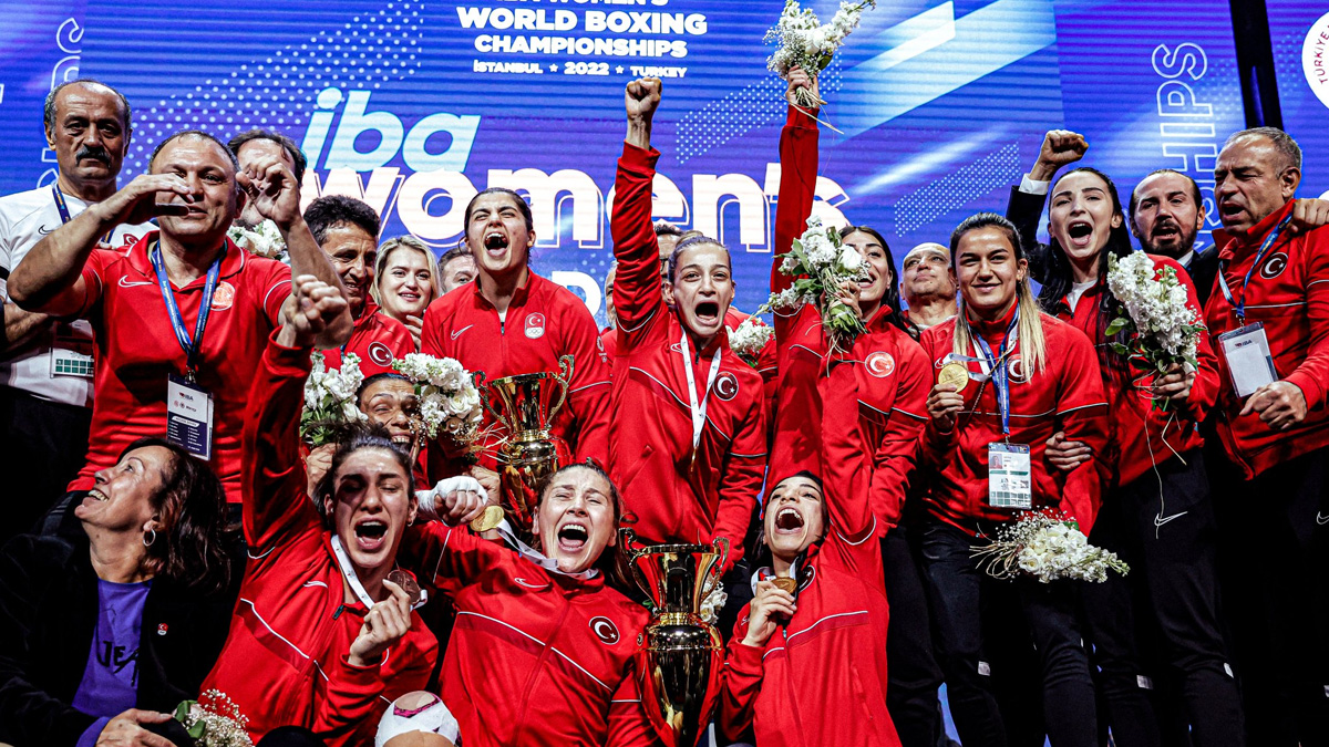 4 milli boks�r d�nya �ampiyonu oldu