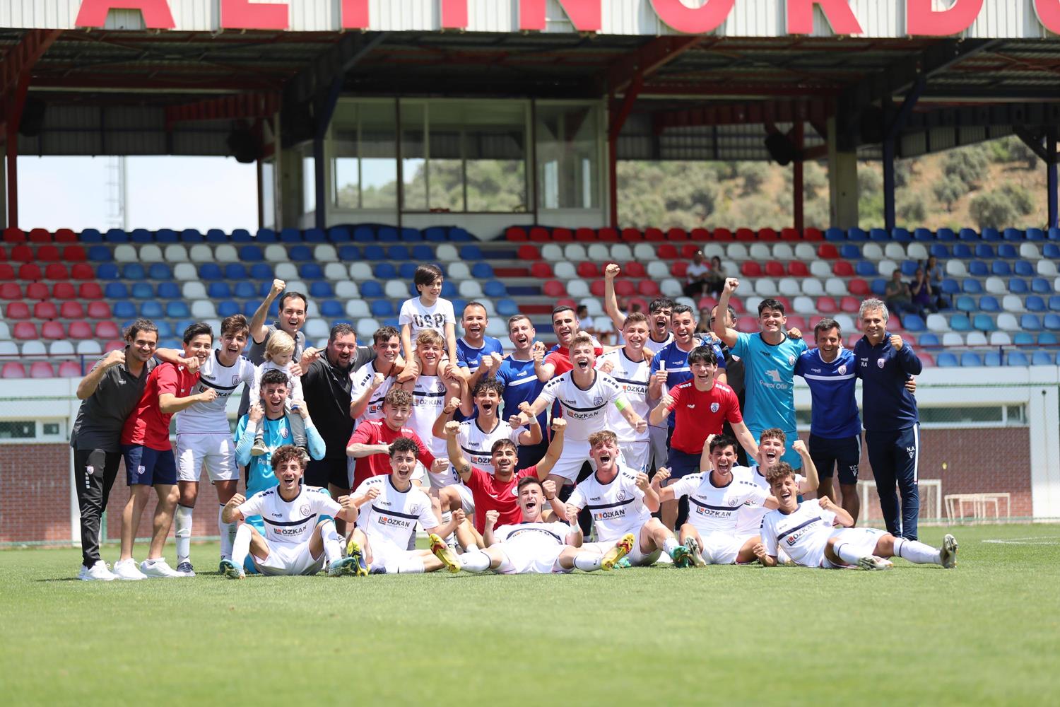 Alt�nordu'nun gen�leri Avrupa yolcusu