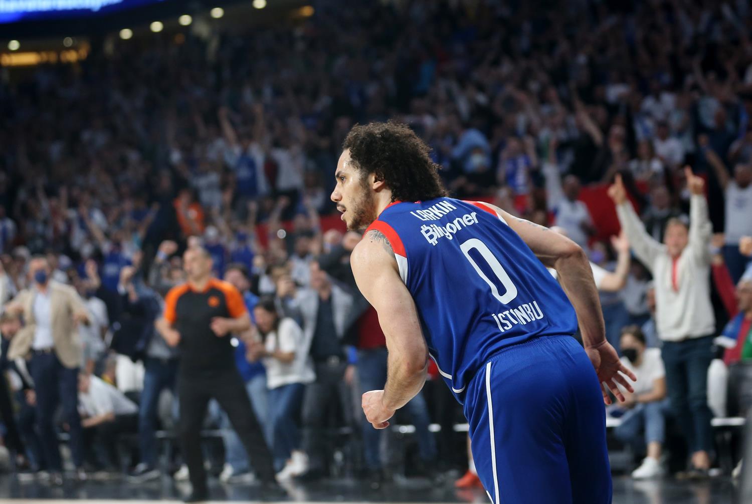 Shane Larkin: T�rk basketbolu  i�in �ok �zel bir �ey ba�ard�k