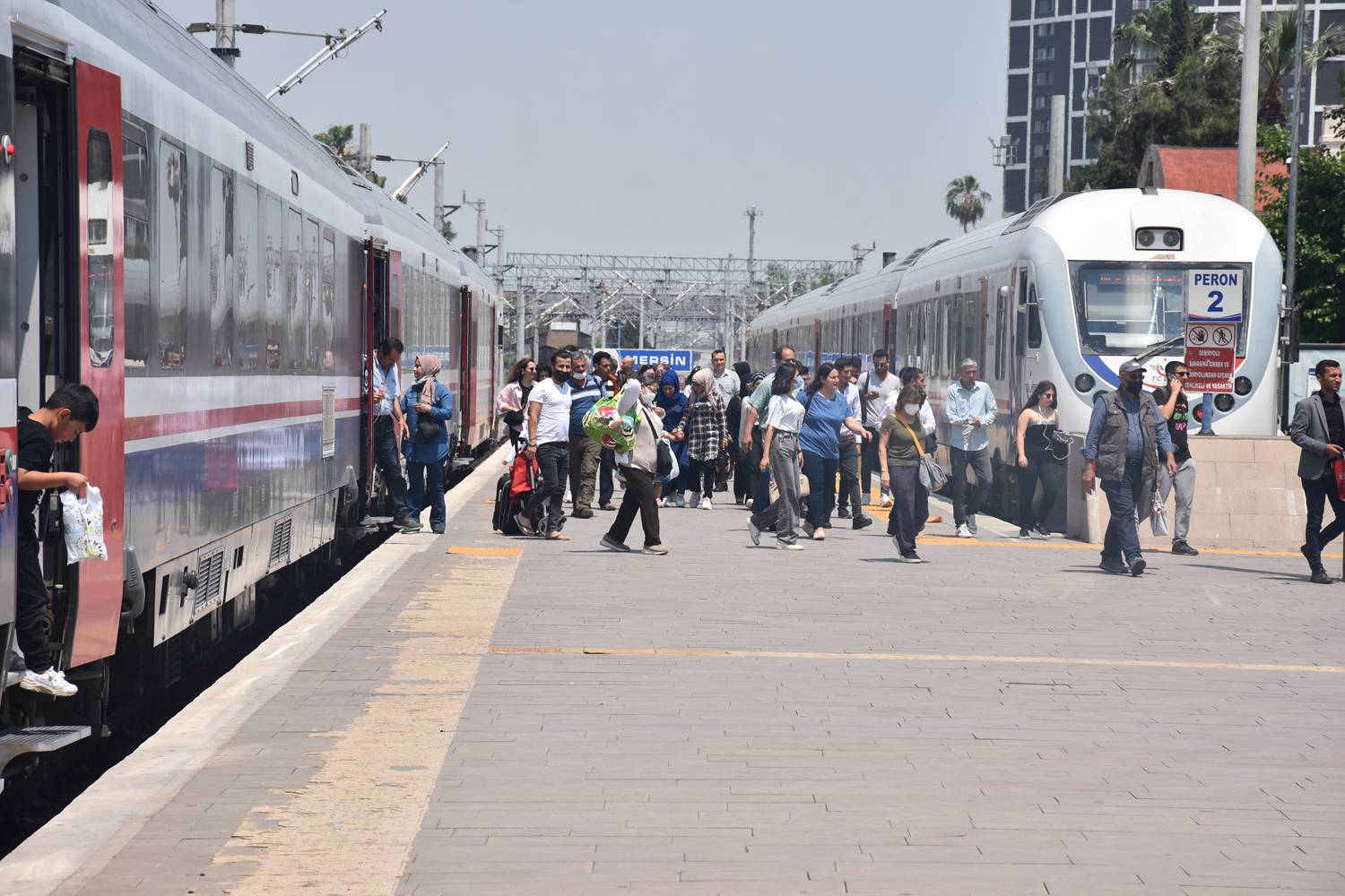 TCDD'nin b�lgesel trenleri ula��ma nefes oldu