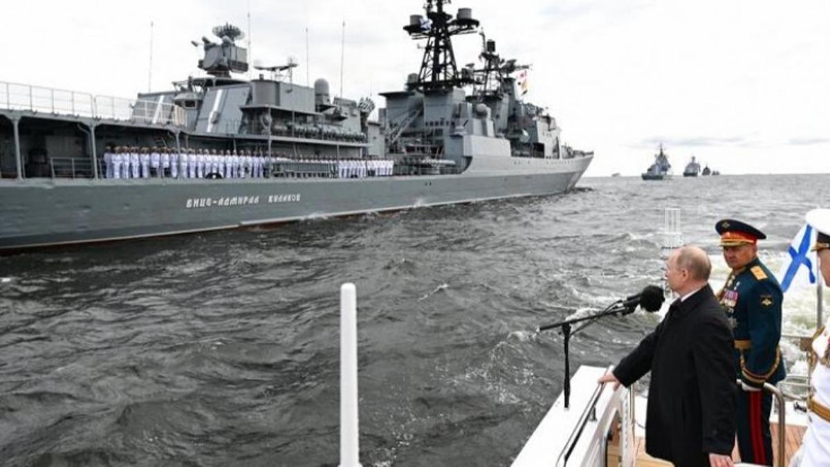 Rusya: Karadeniz'e gvenli k iin koridor uzatld