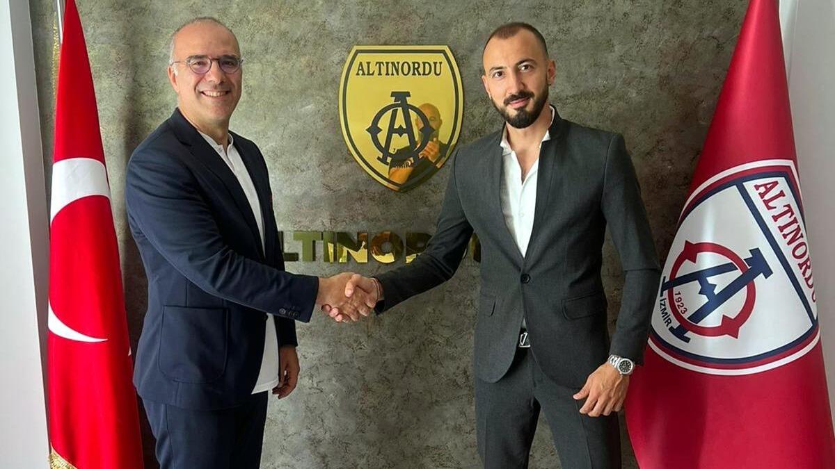 Altnordu'da Ahmet lhan zek ile yeni szleme imzaland