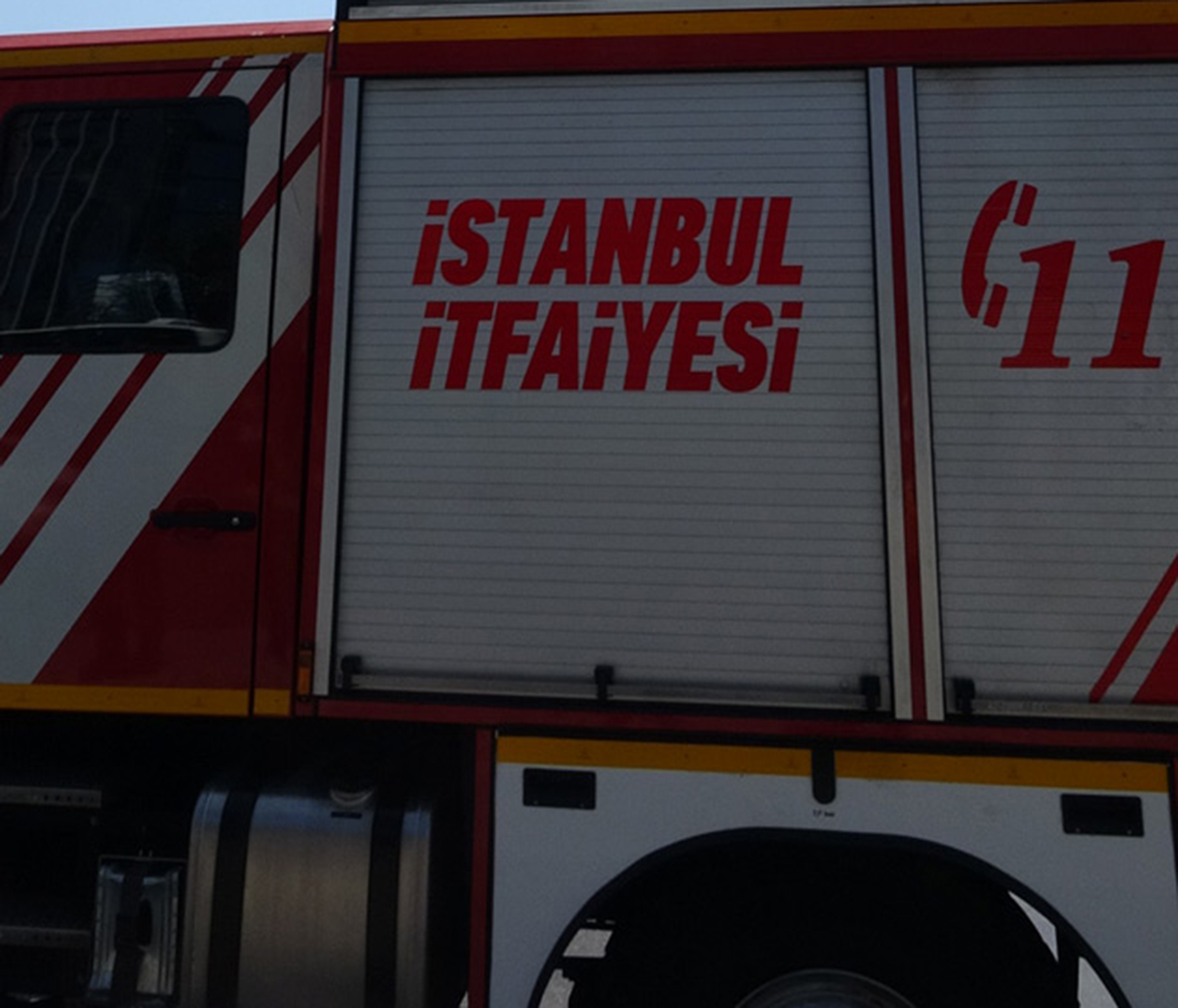 Bayrampa�a'da tekstil at�lyesinde yang�n: 1 �l�