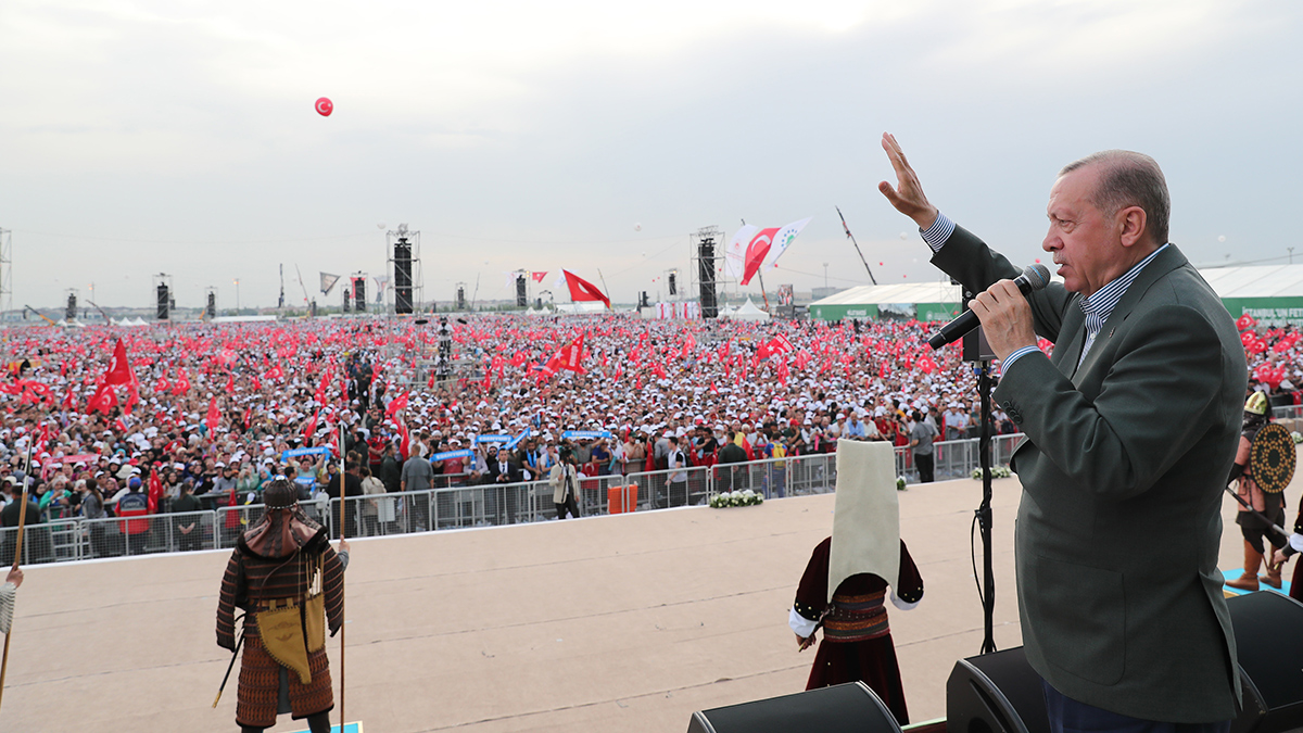 Ba�kan Erdo�an: Ka�acak t�r� hezeyanlarla bu i� hi� olmaz, bak�n �l�m�ne buraday�m