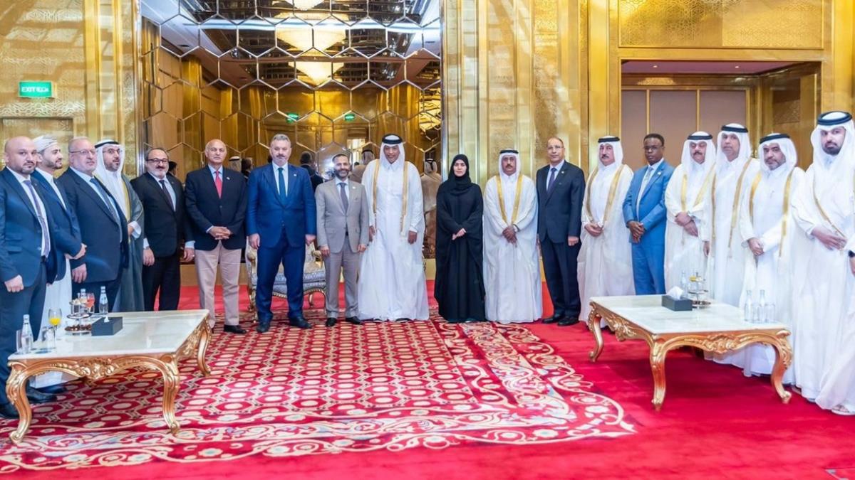 Parlamenterler Aras Kuds Platformu, Filistin iin Katar'da temaslarda bulunuyor