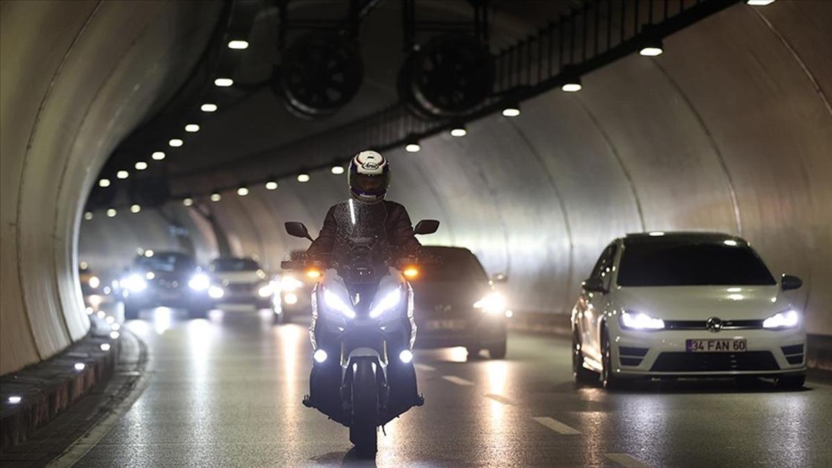 Bakan Karaismailolu: Avrasya Tneli'ni 1 ayda 21 bin motosiklet srcs kulland