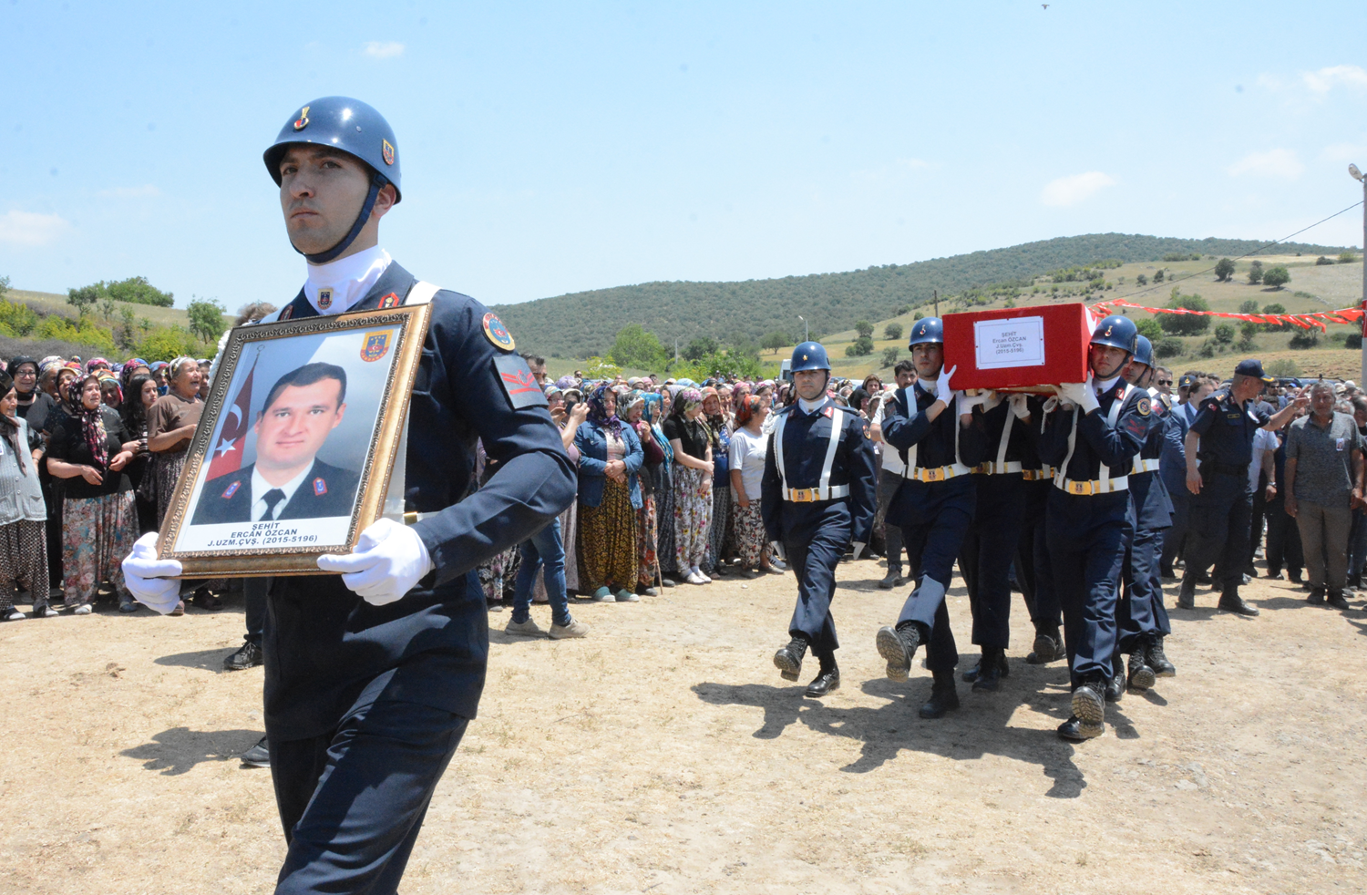 �ehit Uzman �avu� �zcan, dualarla son yolculu�una u�urland�