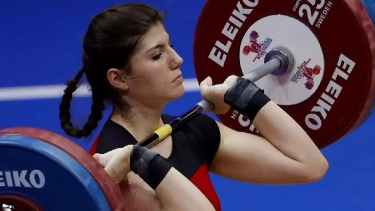 Milli sporcu Dilara U�an'dan 2 bronz madalya