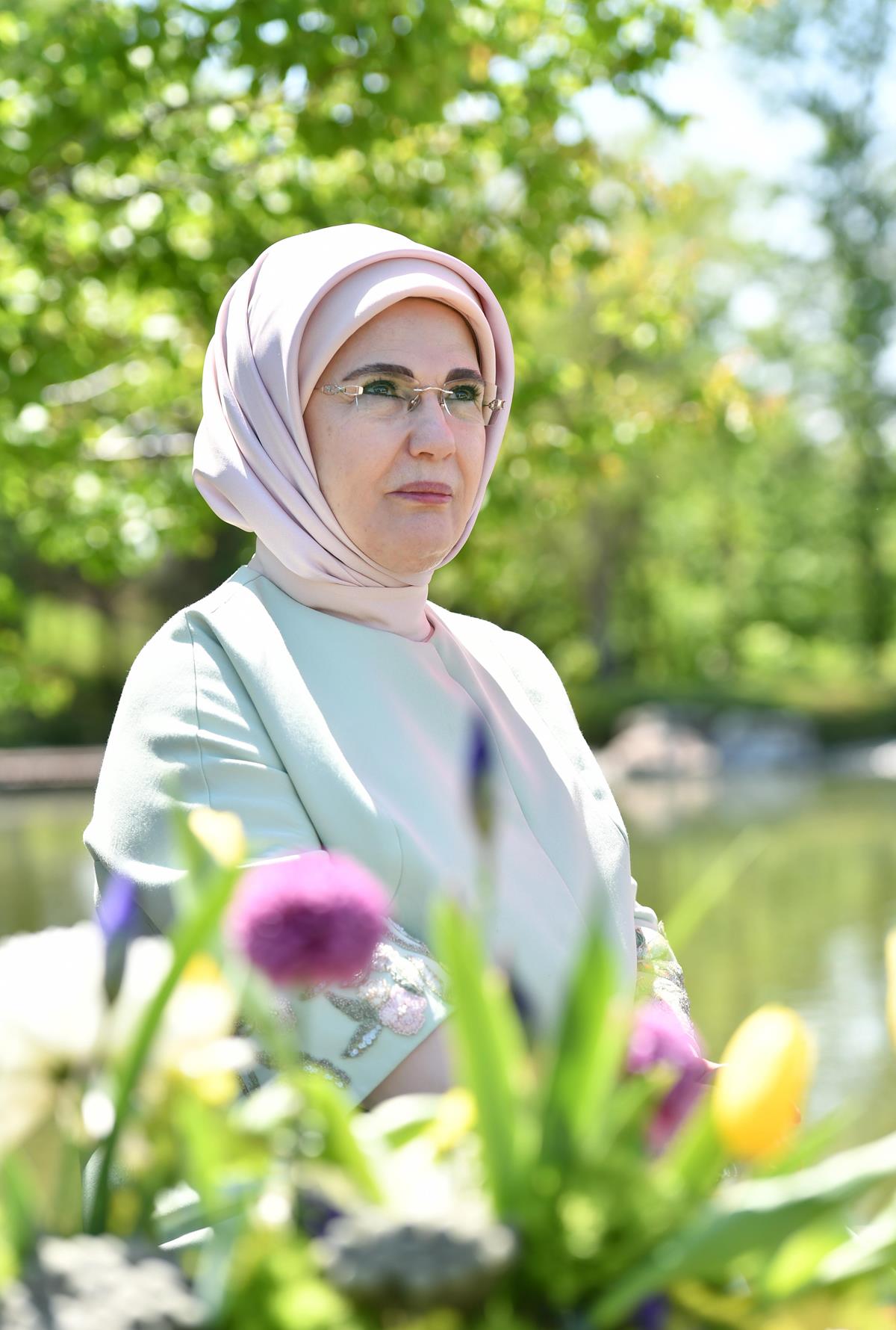 Emine Erdo�an, LGS'ye girecek ��rencilere ba�ar�lar diledi