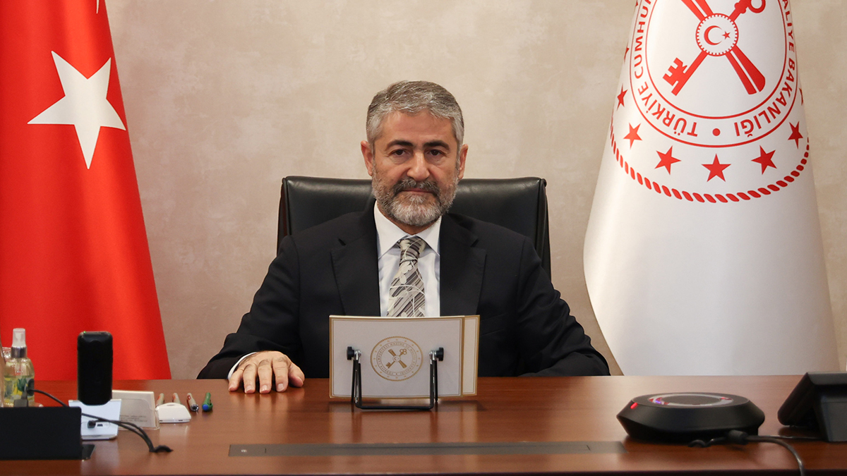 Bakan Nebati: Enflasyonla m�cadele en �ncelikli konu olarak �ne ��k�yor