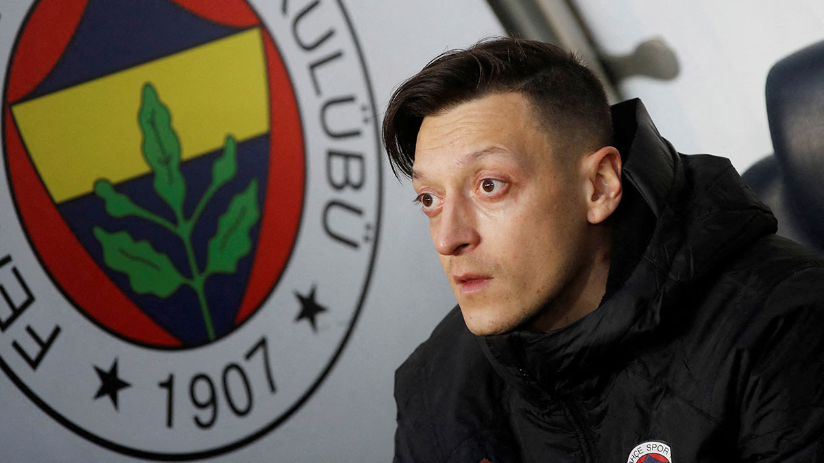 Fenerbah�e'de 200 milyon TL'lik Mesut �zil krizi!