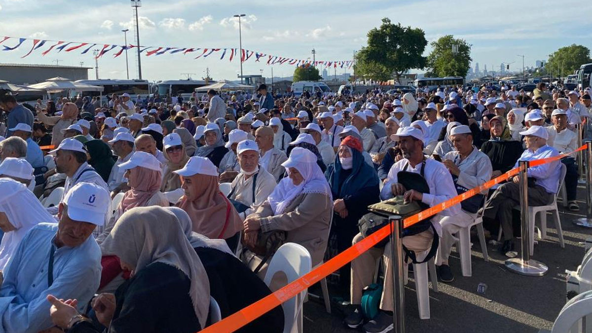 2 y�l aradan sonra �stanbul'dan ilk kafile yola ��kt�